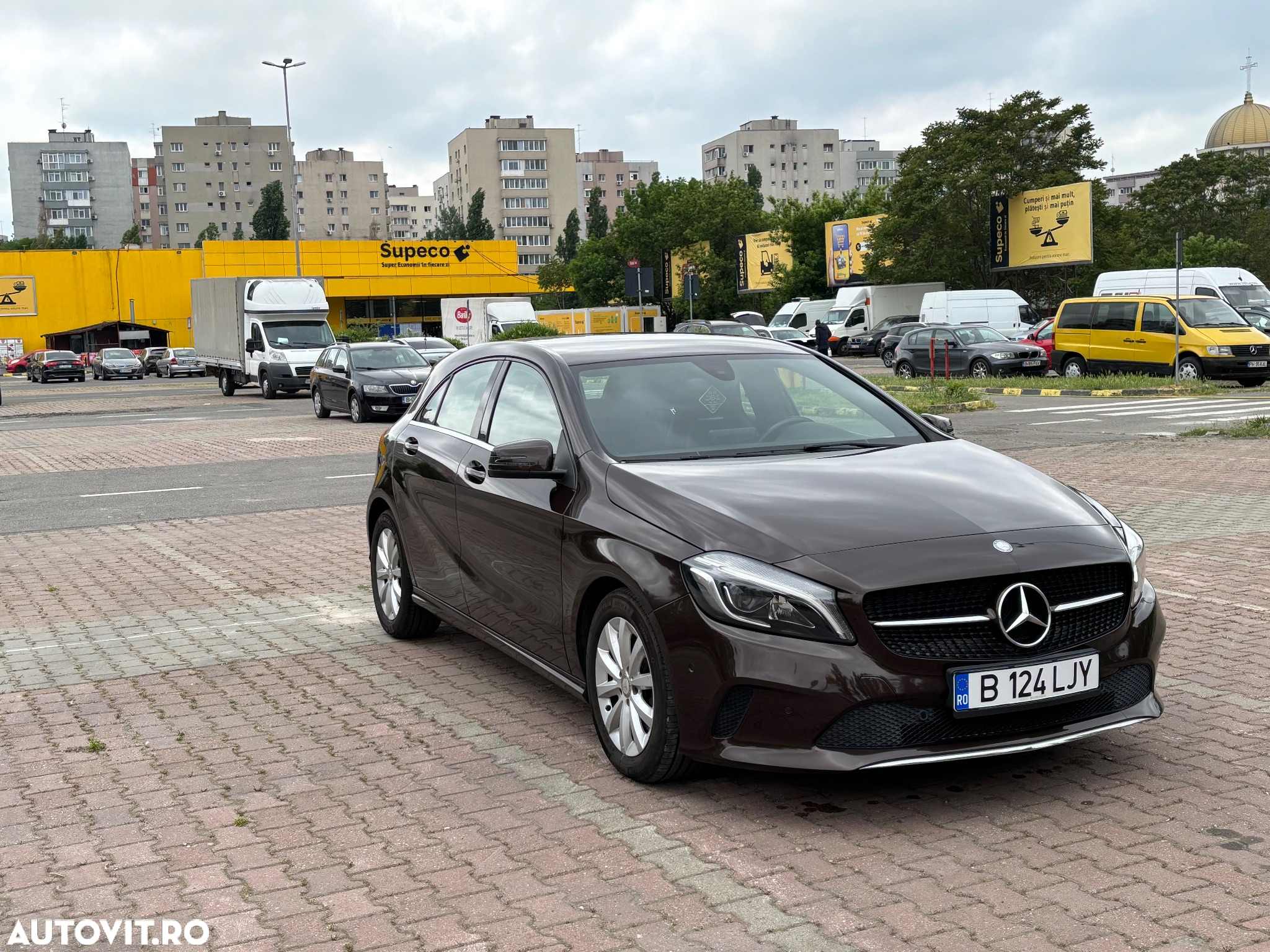 Mercedes-Benz A 180 (BlueEFFICIENCY) - 18