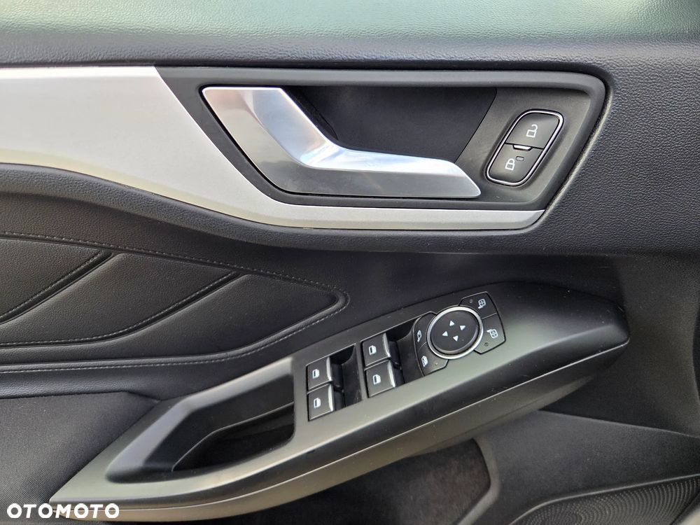 Ford Focus 1.5 EcoBlue STart-Stopp-System TITANIUM - 14