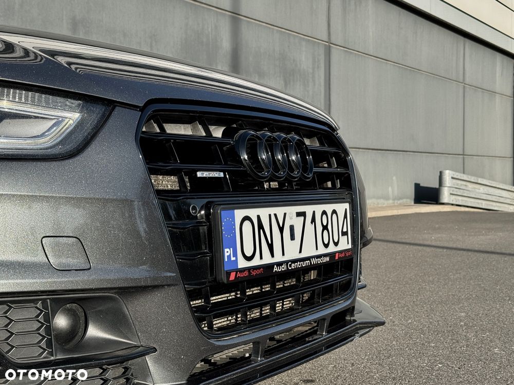 Audi A4 Avant 2.0 TDI DPF clean diesel quattro S line Sportpaket - 13