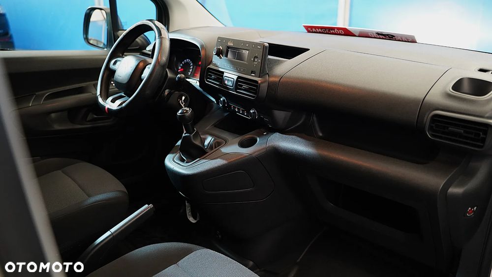Citroën BERLINGO - 17