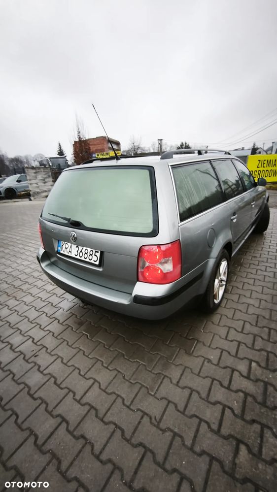 Volkswagen Passat 1.9 TDI Comfortline - 16
