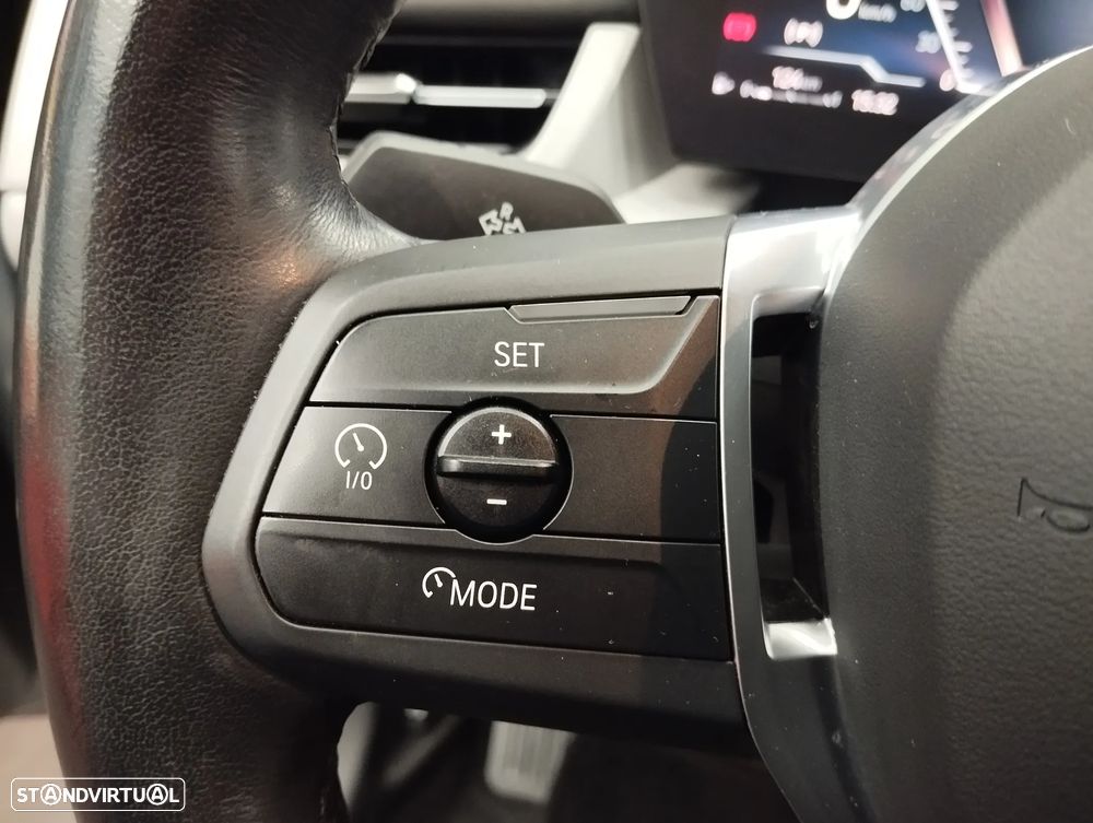 BMW 218 Active Tourer i Auto - 24