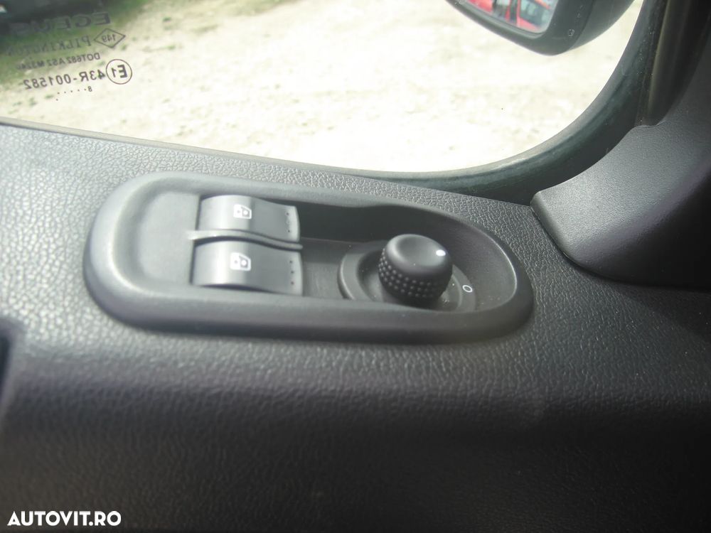 Renault MASTER , 3 LOC. BASCULABILA 3  PARTI , CLIMA . NAVIGATIE . - 21