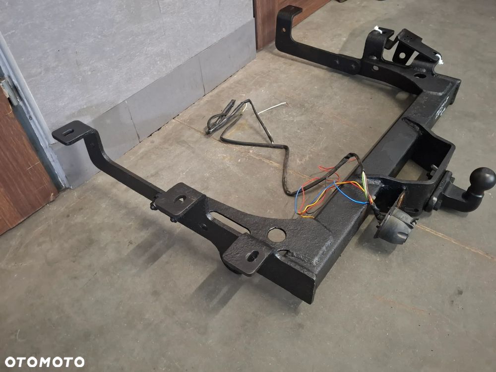 Hak holowniczy Renault Master III 2014 rok - 3