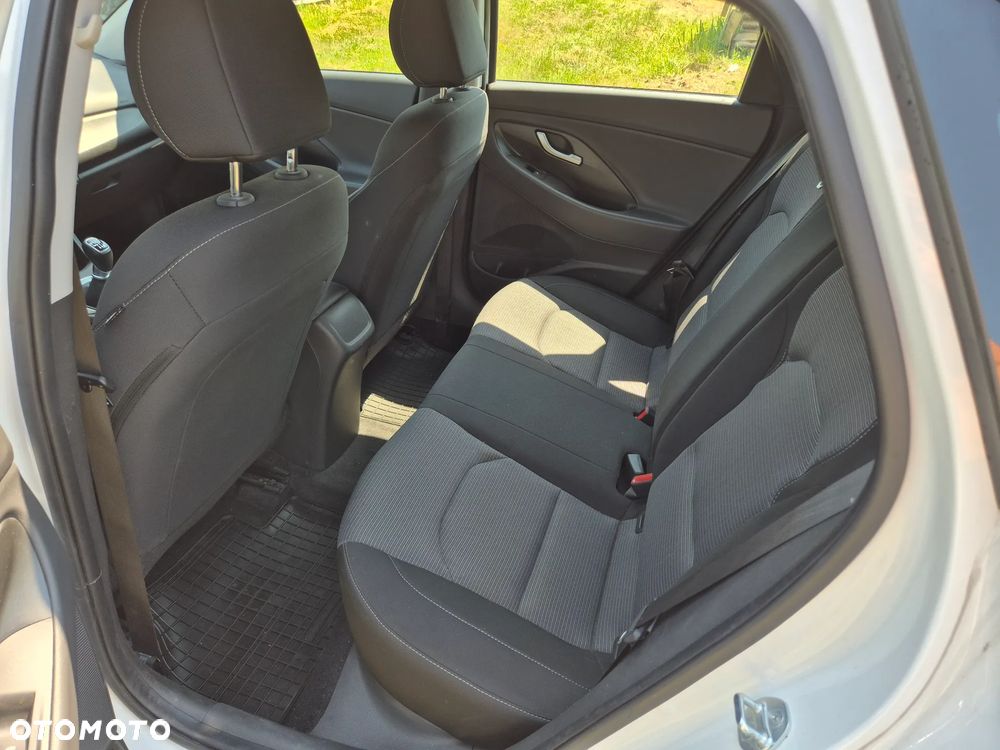 Hyundai i30 1.0 T-GDI Modern - 9