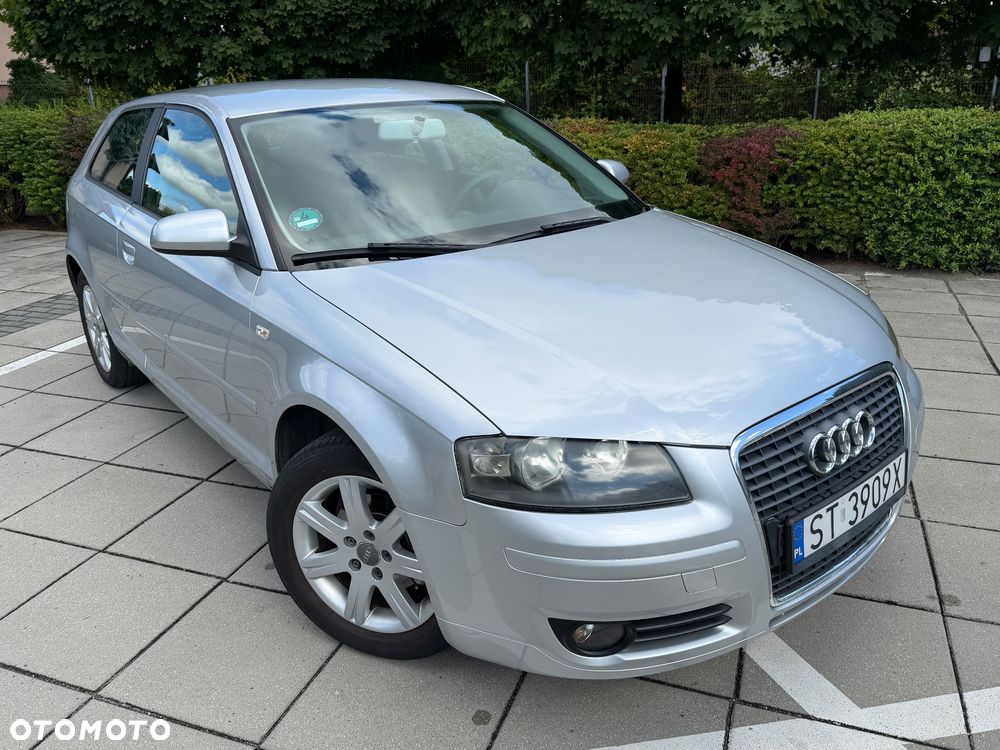 Audi A3 3-drzwiowe 1.6 Ambiente - 1