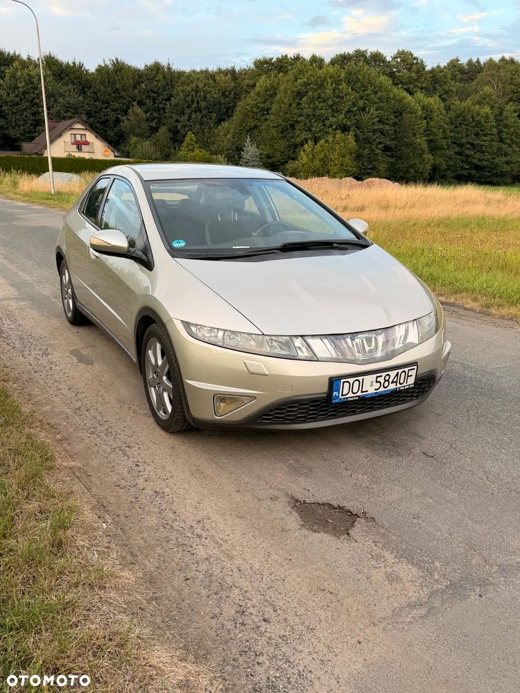Honda Civic 1.8 Comfort - 25