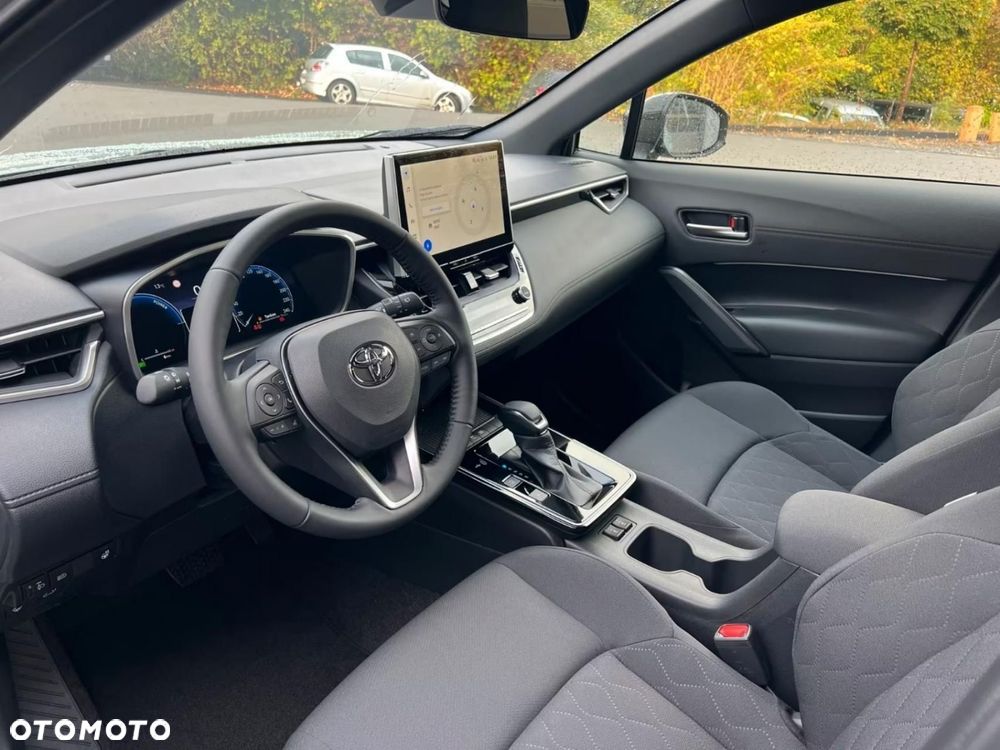 Toyota Corolla Cross - 8