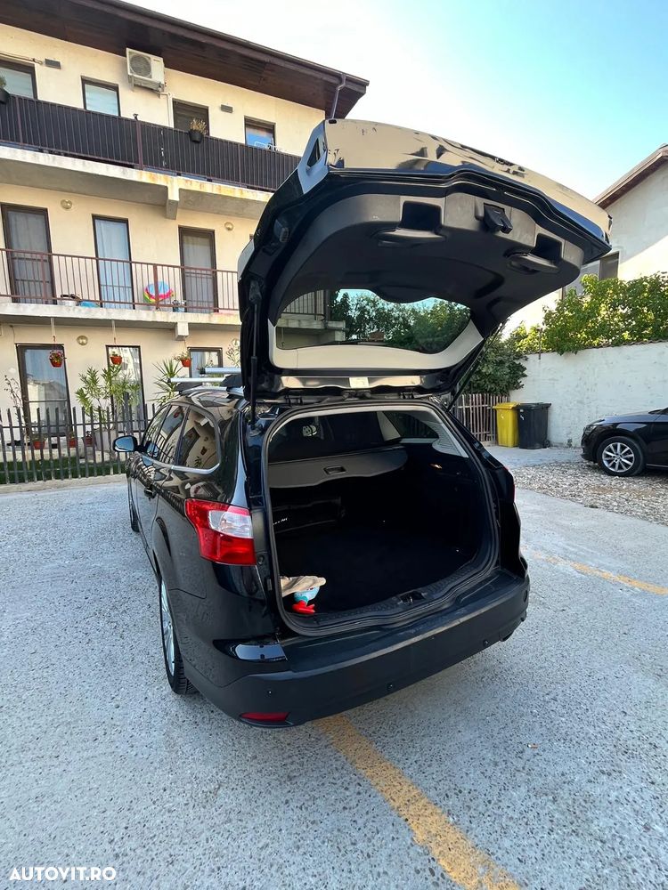 Ford Focus 2.0 TDCI DPF Powershift Titanium - 10