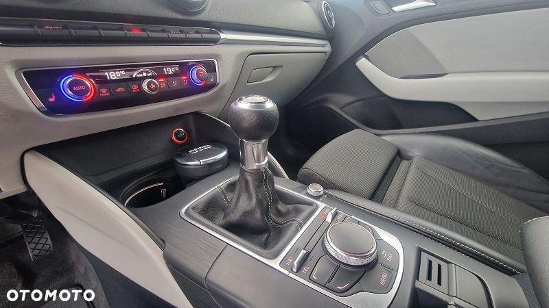 Audi A3 3-drzwiowe 2.0 TDI - 29