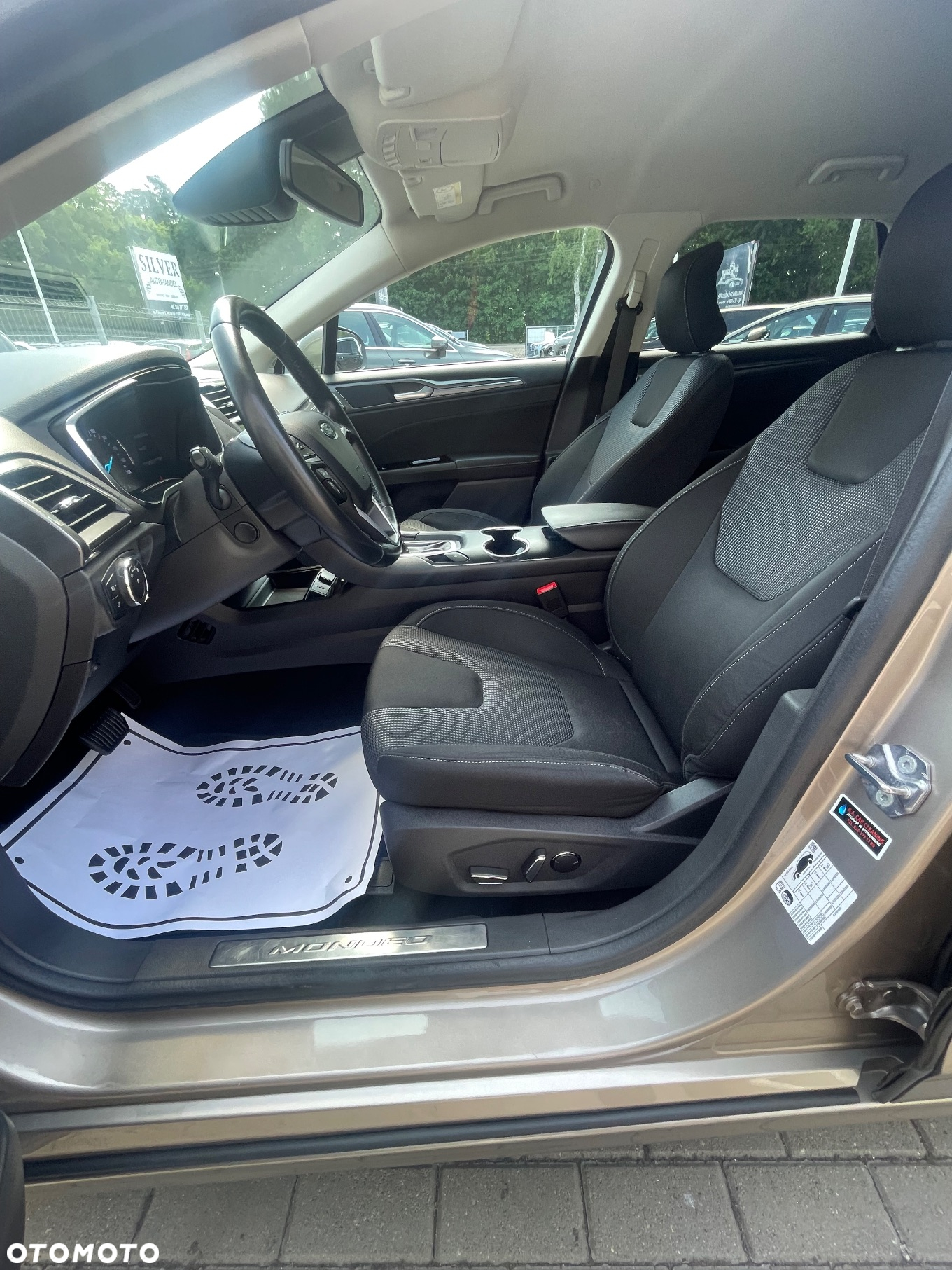 Ford Mondeo 2.0 Hybrid Titanium - 20