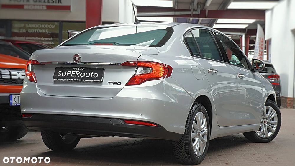 Fiat Tipo 1.4 16v Lounge EU6d - 11