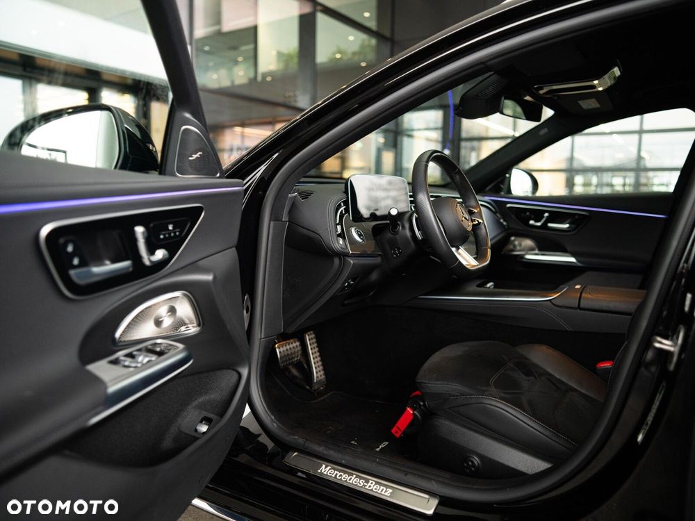 Mercedes-Benz Klasa E - 9