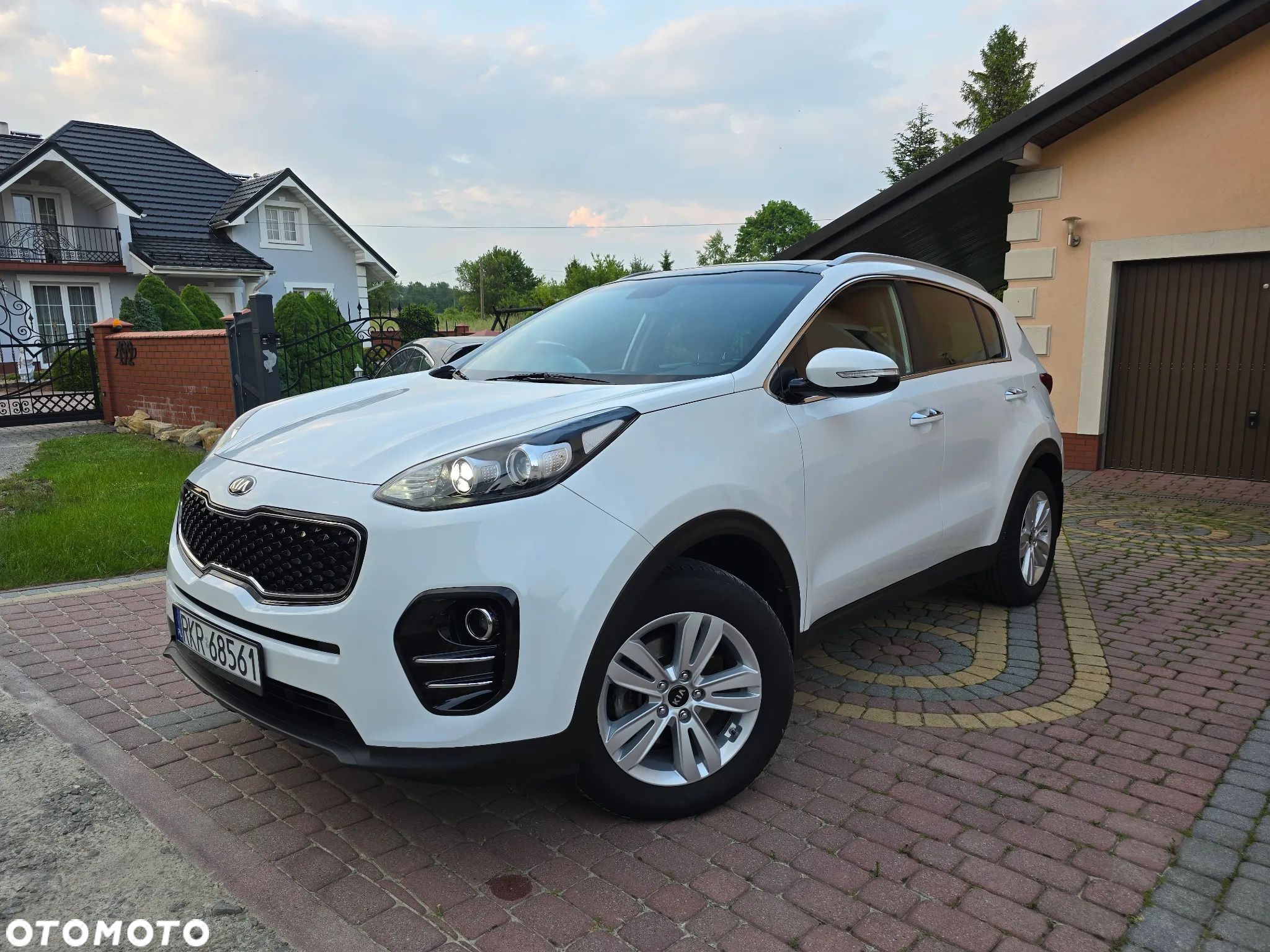 Kia Sportage 1.7 CRDI Business Line L 2WD - 1
