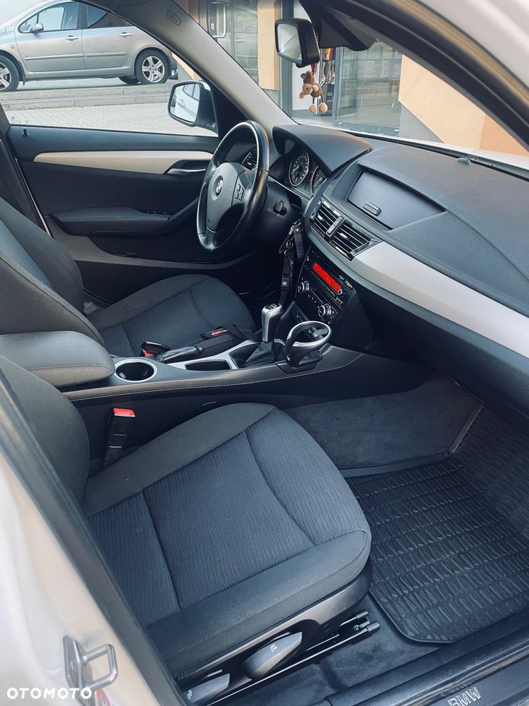 BMW X1 xDrive18d xLine - 16