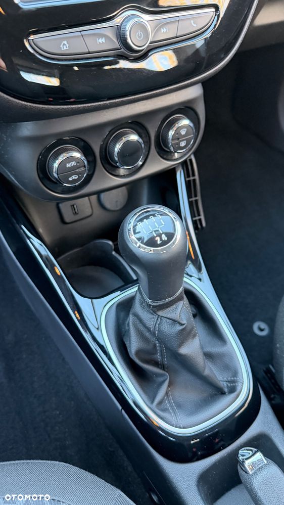 Opel Corsa 1.4 16V Cosmo - 14