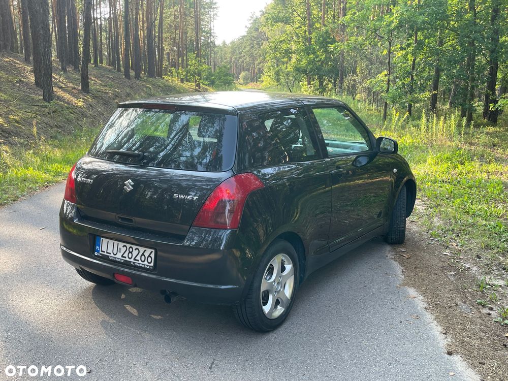 Suzuki Swift - 6
