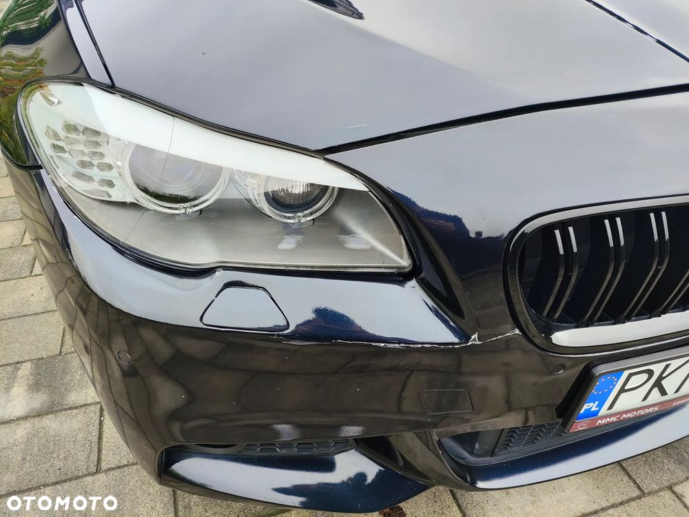BMW Seria 5 525d xDrive - 17