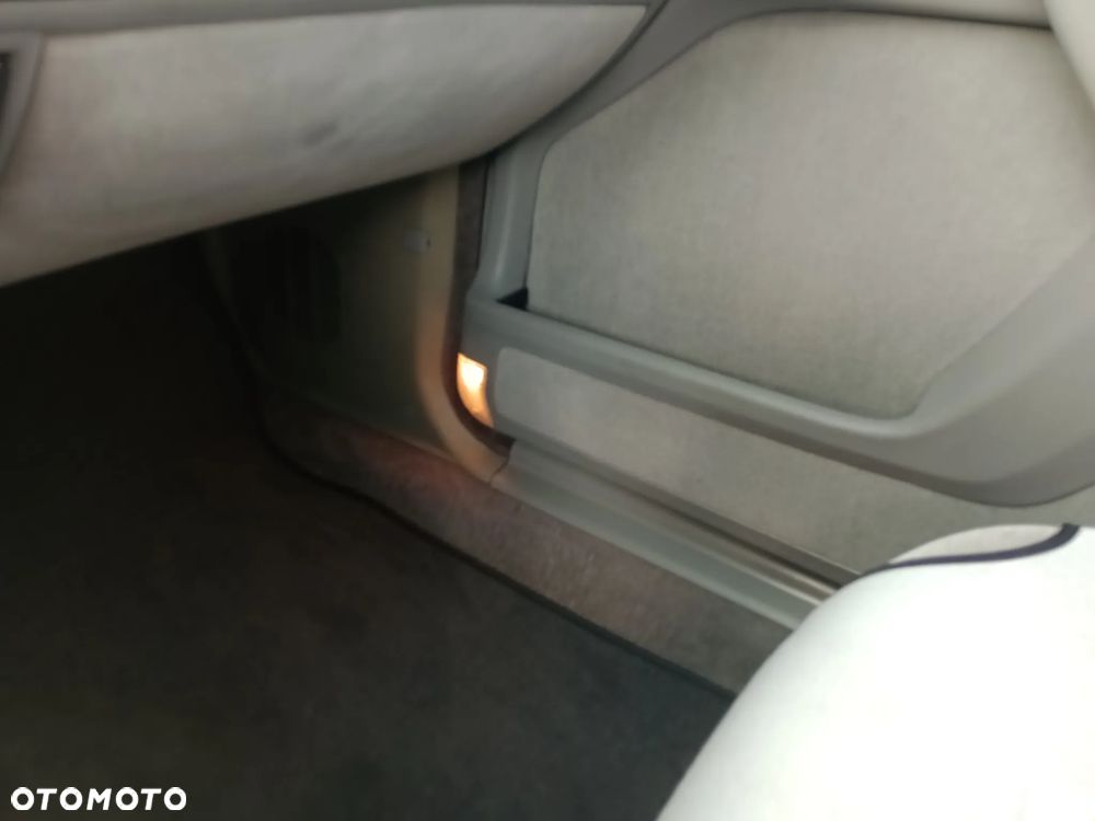 BMW Seria 7 - 19