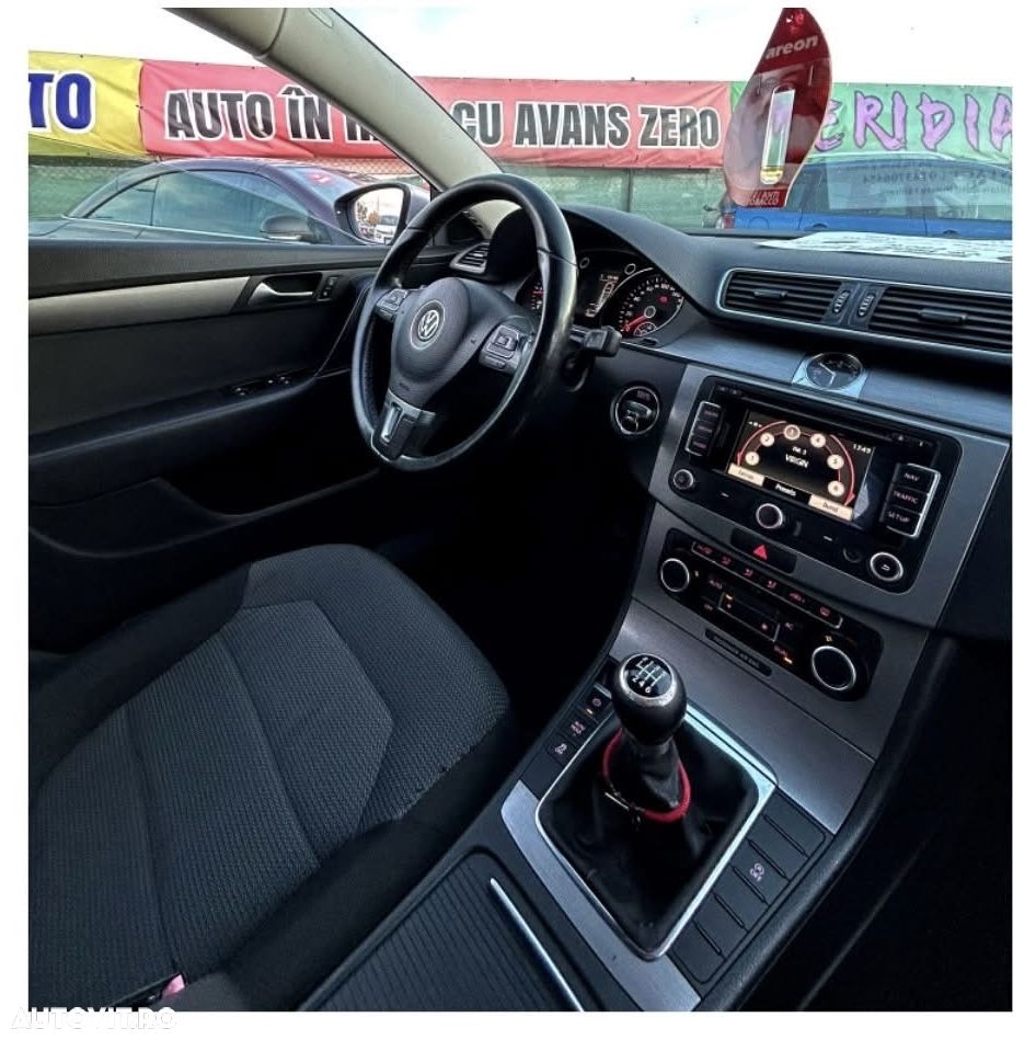 Volkswagen Passat 1.6 TDI BlueMotion Technology Trendline - 8