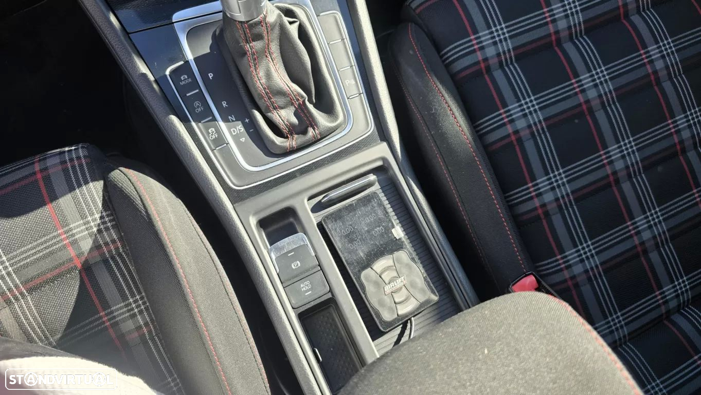 VW Golf 2.0 TSi GTi DSG Performance - 27
