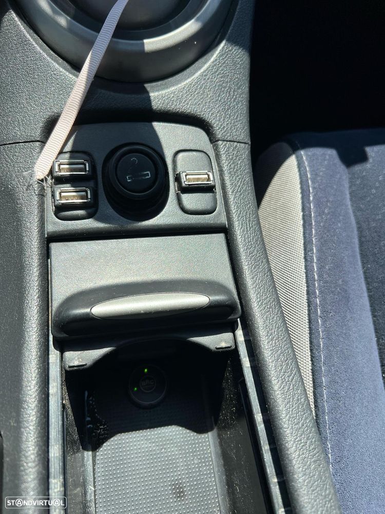 Honda Civic 1.4 Sport - 9