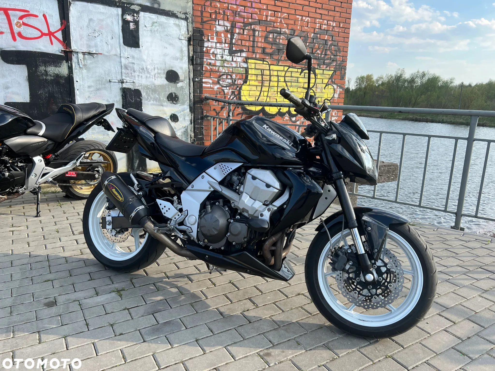 Kawasaki Z - 2