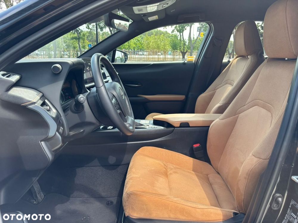 Lexus UX 250h GPF Business 2WD - 6