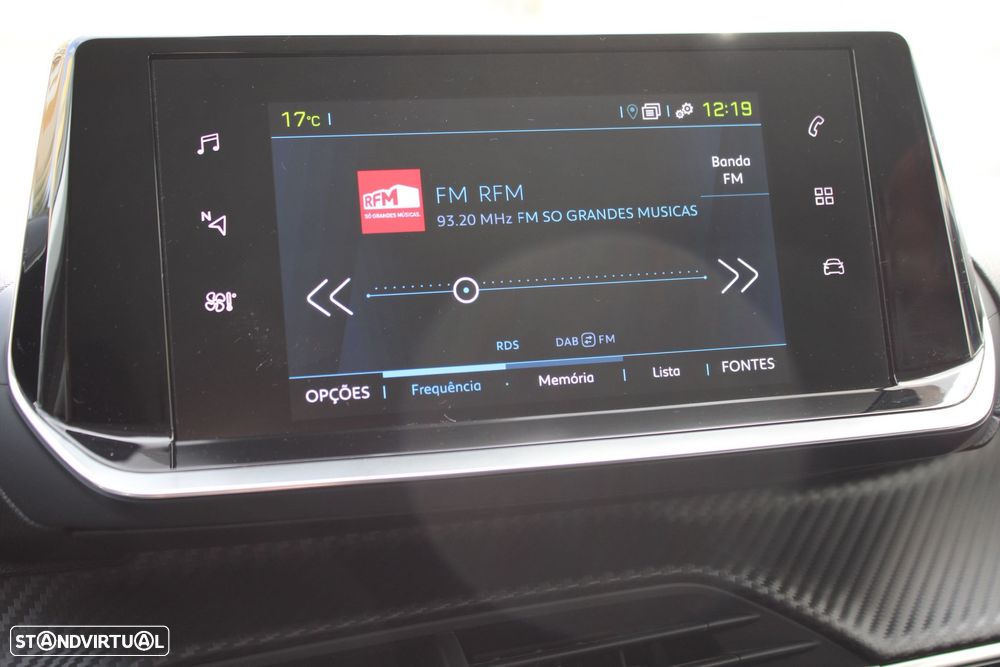 Peugeot e-208 Active - 22