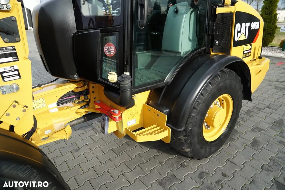 Cat 906M / ÎNCĂRCĂTOR PE ROȚI / 2019 / CUPĂ CU FALCI / - 19