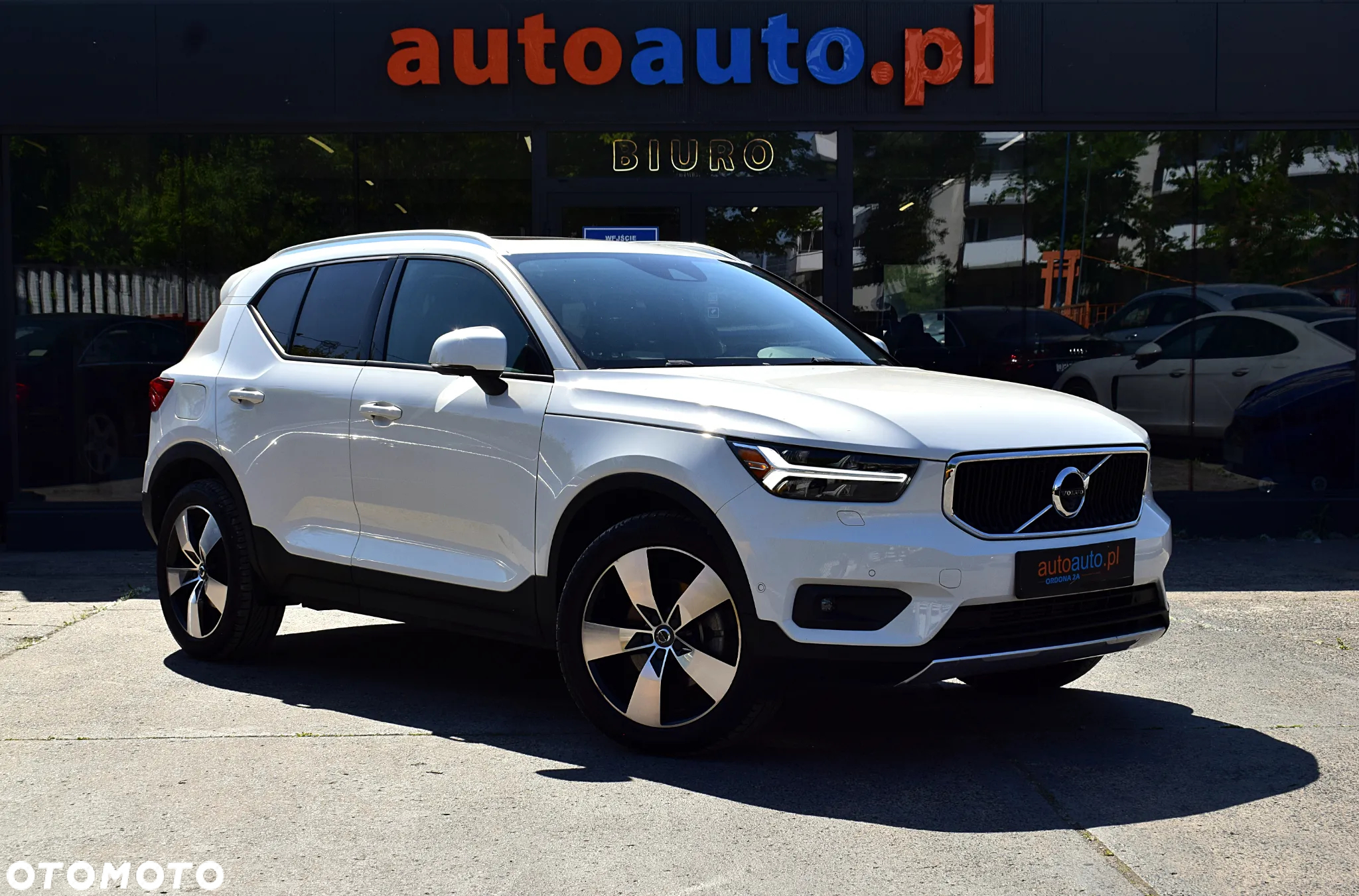 Volvo XC 40 T5 AWD Momentum Pro - 3
