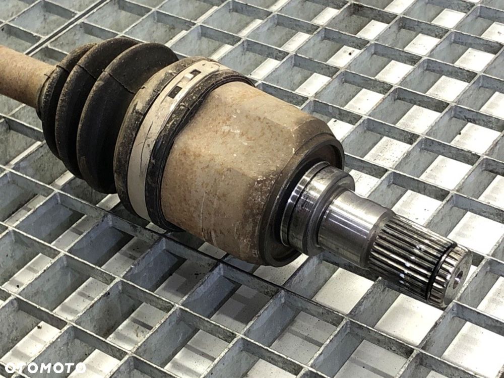 PÓŁOŚ LEWY PRZÓD  KIA CEED Sportswagon (CD) 2018 - 2022 1.4 T-GDI 103 kW [140 KM] benzyna 2018 - - 3