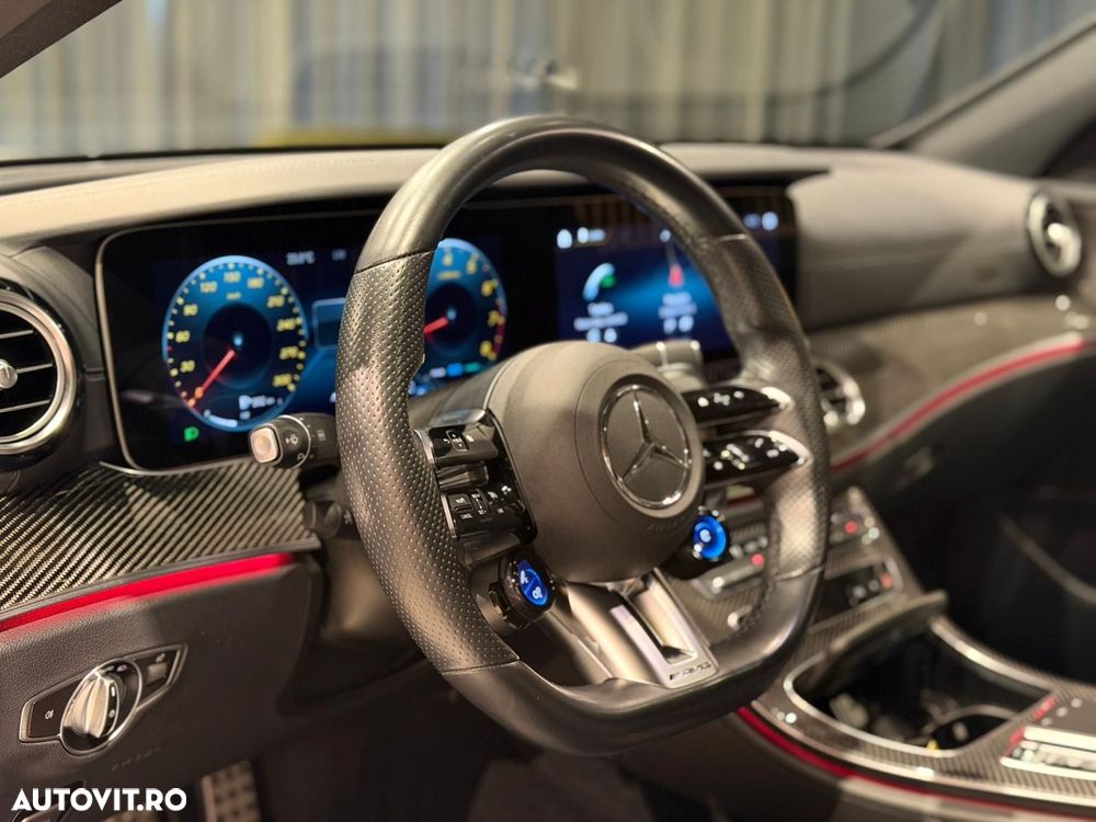 Mercedes-Benz E - 28