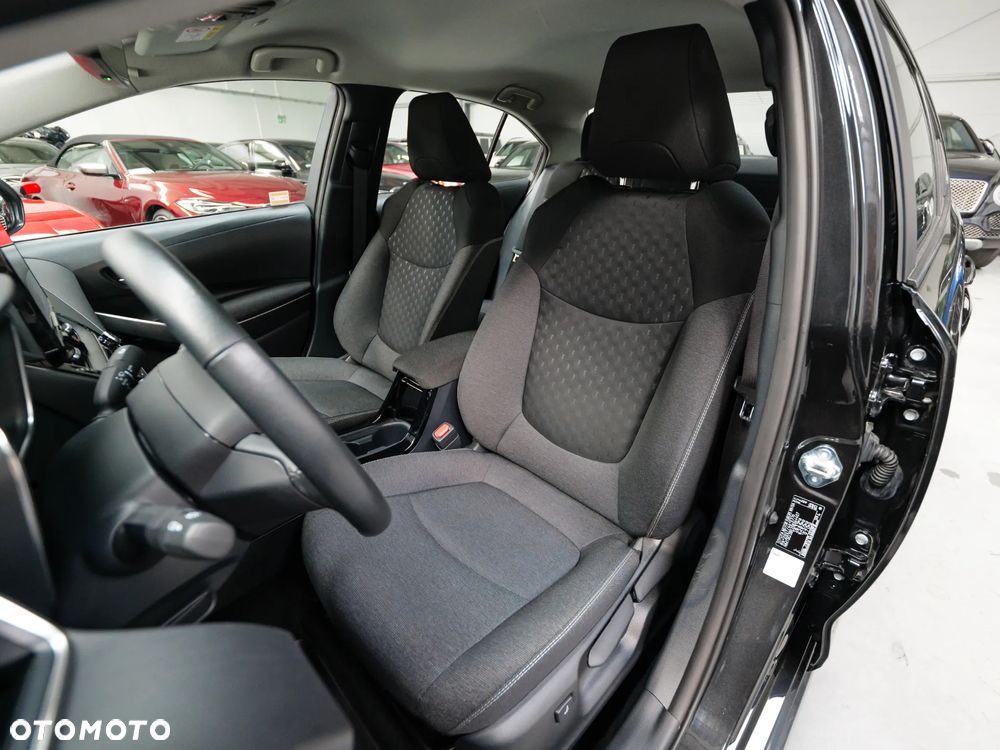 Toyota Corolla 1.8 Hybrid Comfort - 18