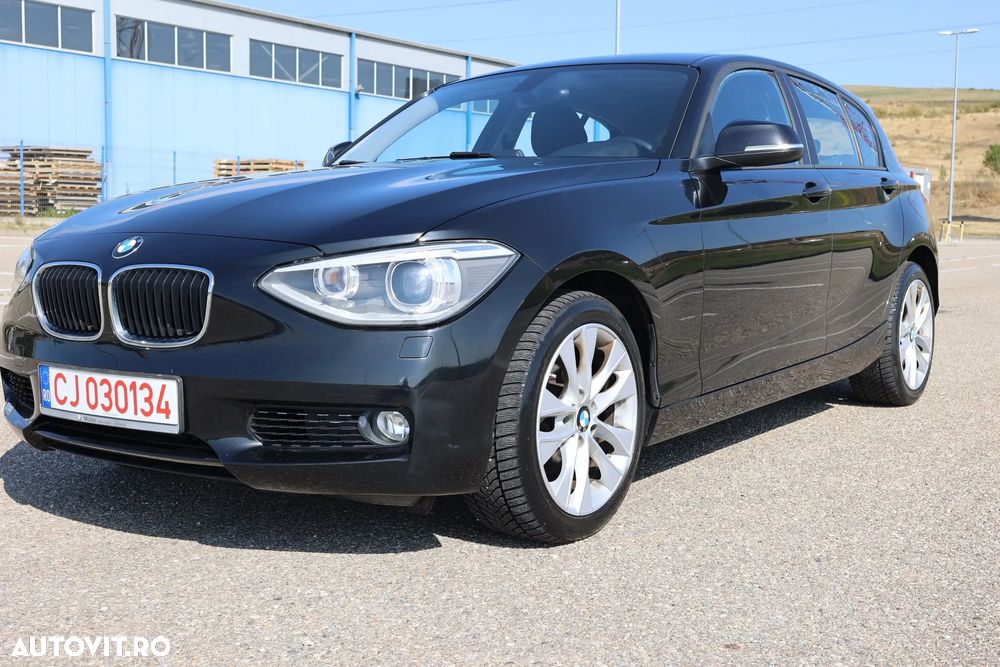 BMW Seria 1 118i Aut. - 24