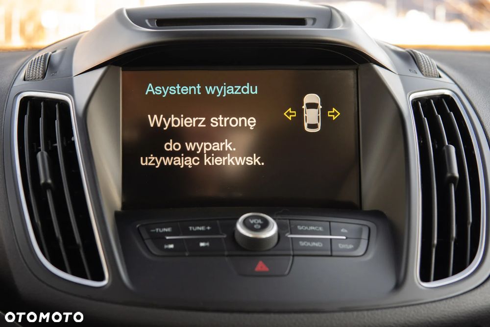 Ford C-MAX 1.5 EcoBoost Titanium ASS - 19