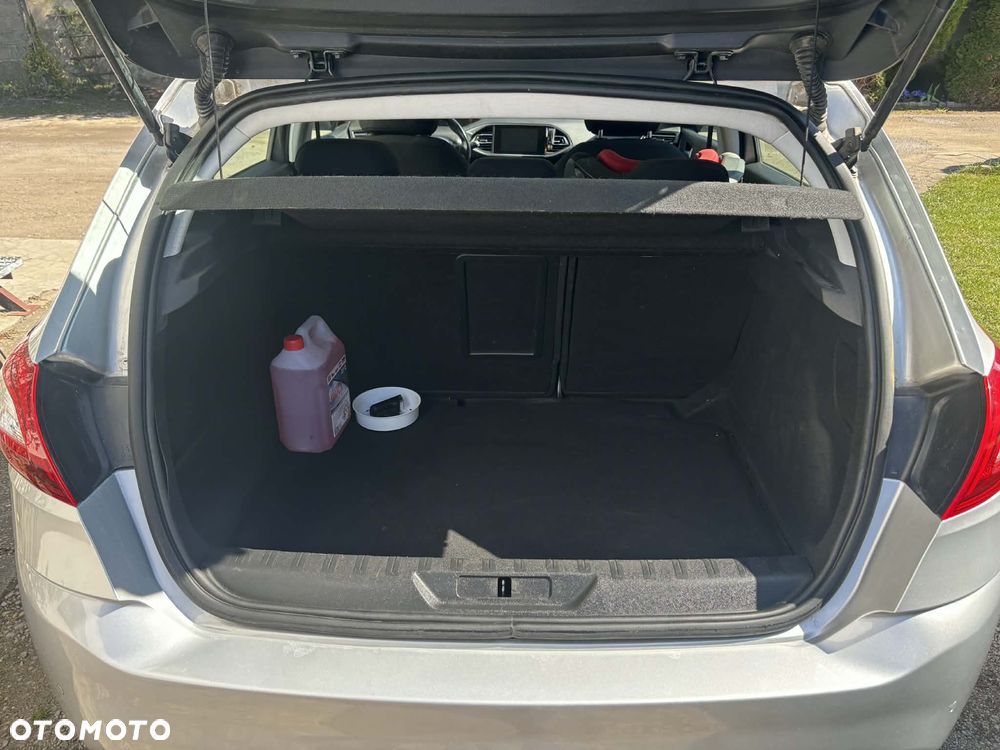 Peugeot 308 BlueHDi FAP 120 EAT6 Stop & Start Active - 12