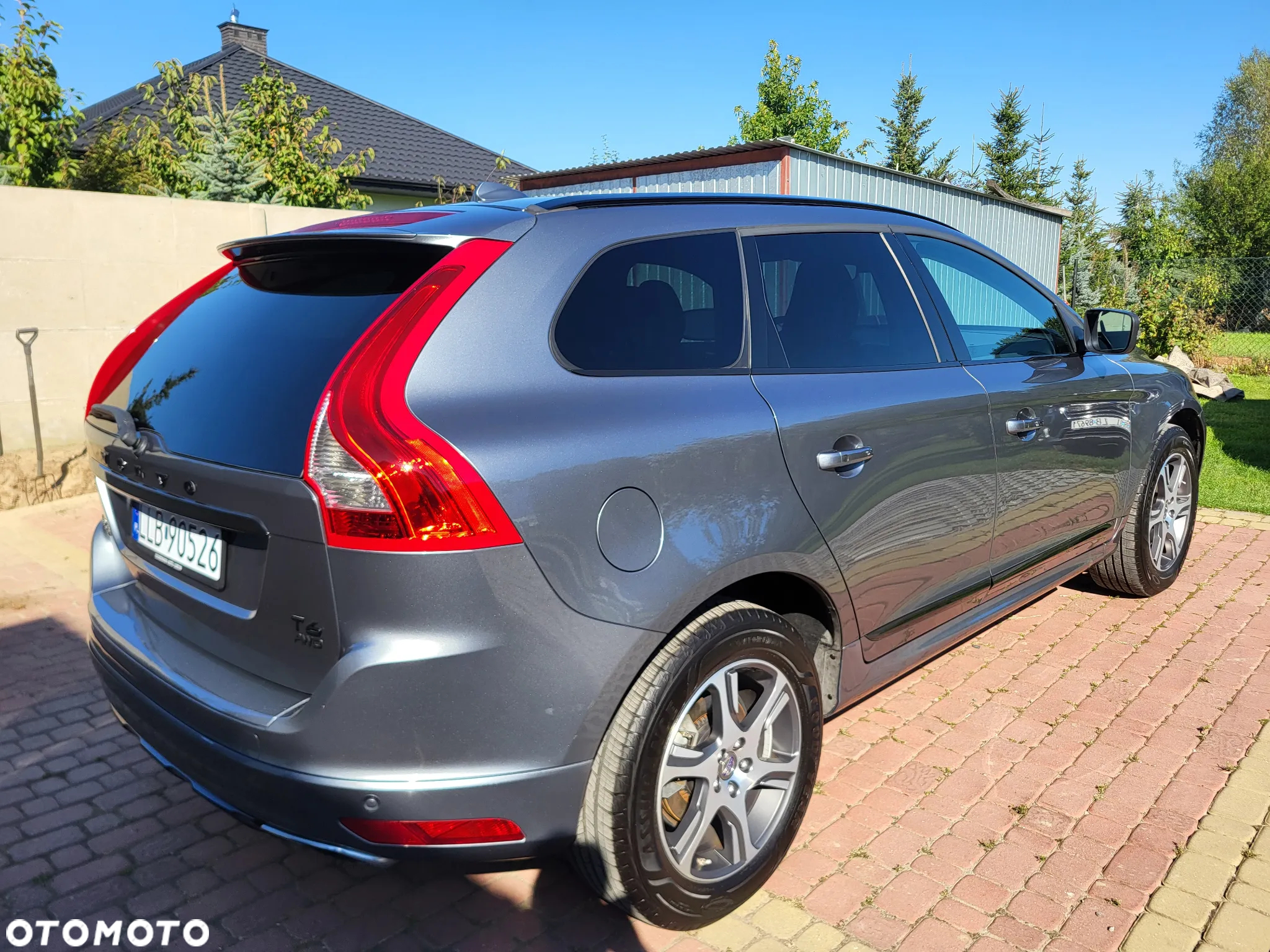 Volvo XC 60 T6 AWD Summum - 4