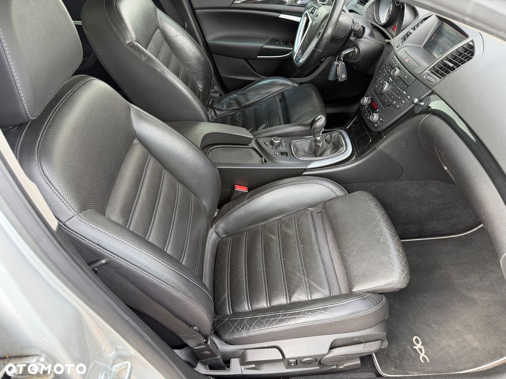 Opel Insignia 2.8 V6 Turbo 4x4 Cosmo - 12