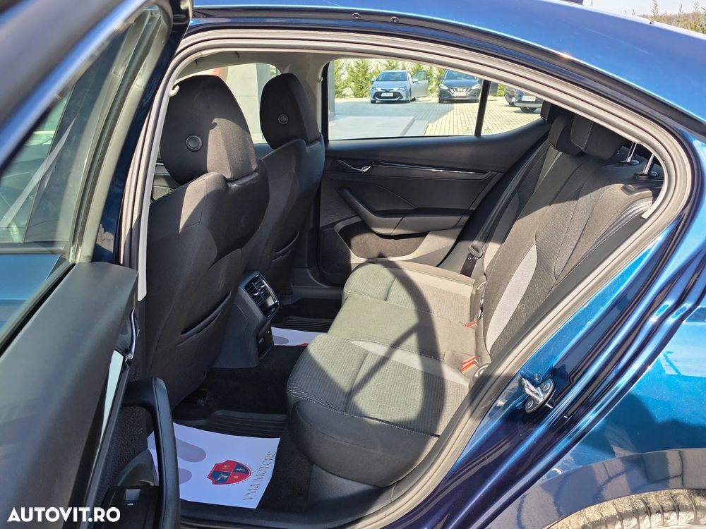 Skoda Octavia 2.0 TDI Ambition - 13