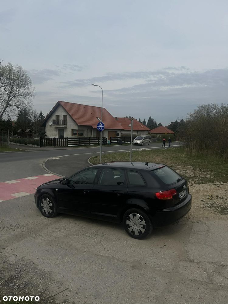 Audi A3 Sportback 2.0 TDI DPF Attraction - 8