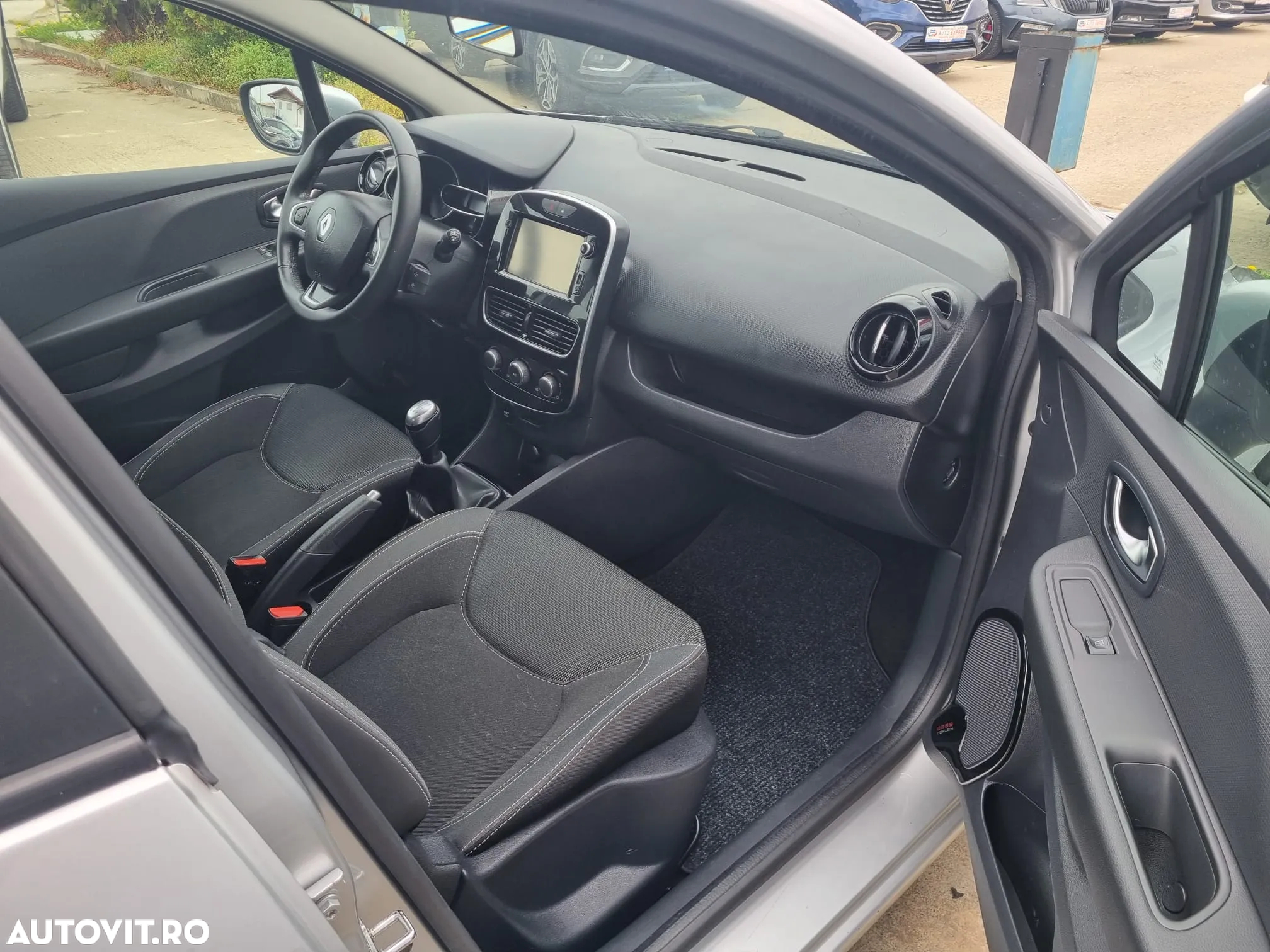 Renault Clio Grandtour Energy dCi 90 Business - 13