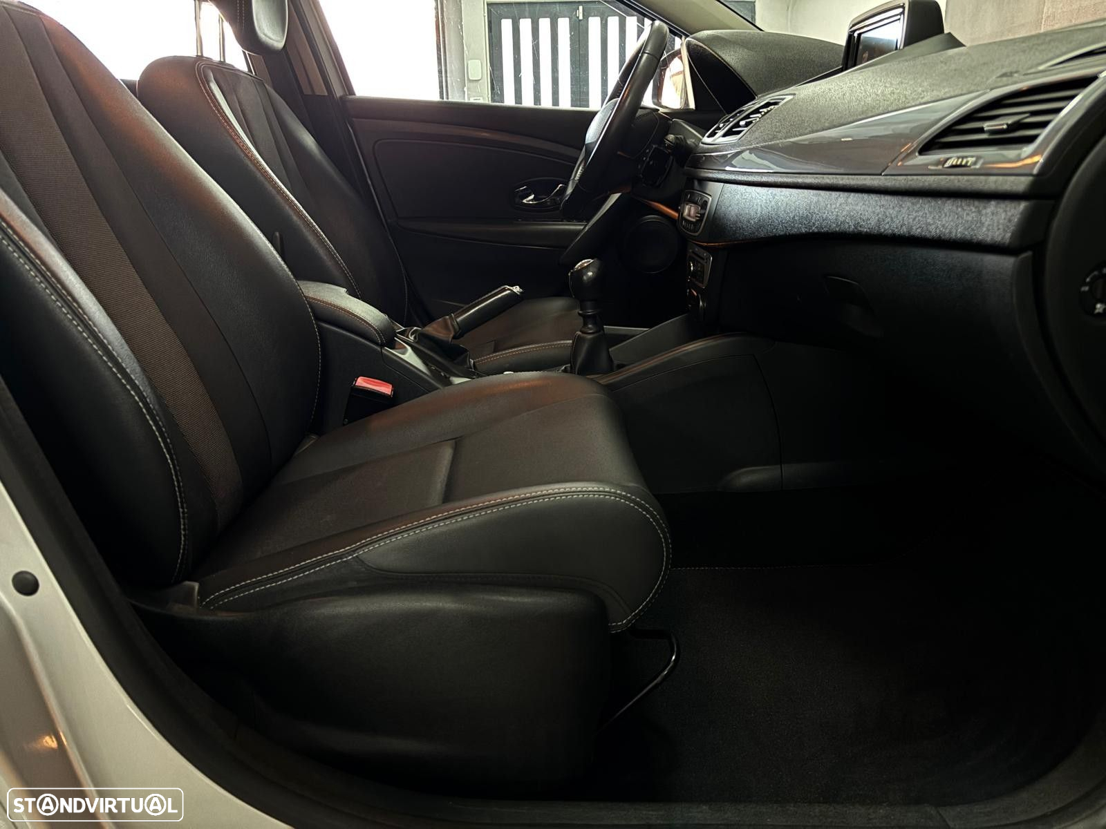 Renault Mégane 1.5 dCi Dynamique S SS - 8