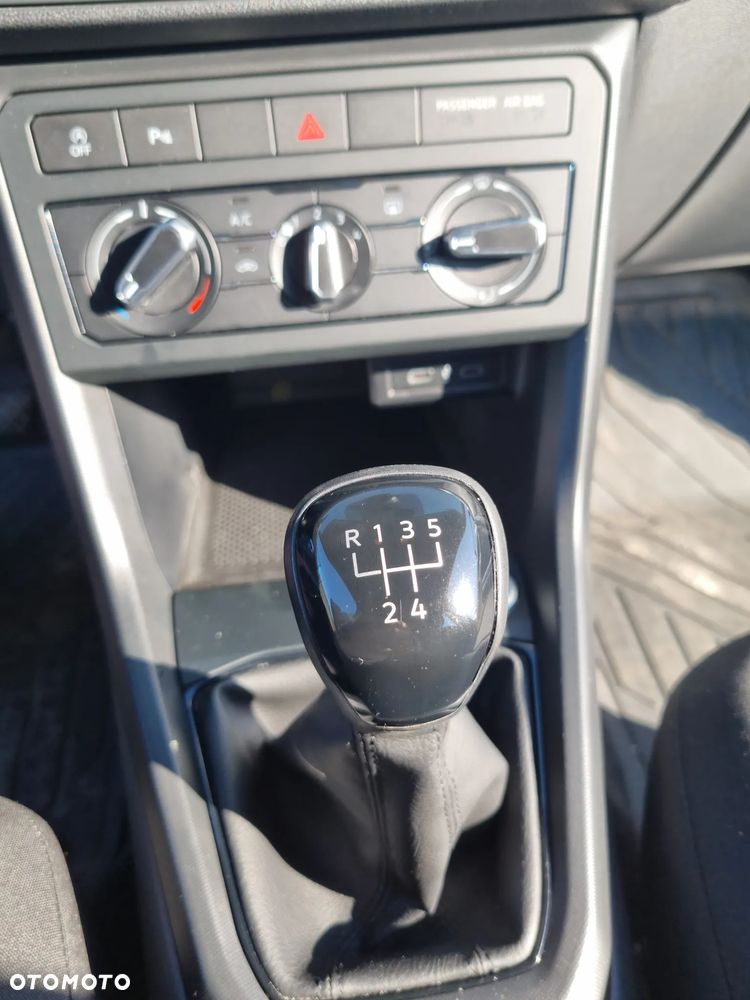 Volkswagen T-Cross 1.0 TSI Active - 16