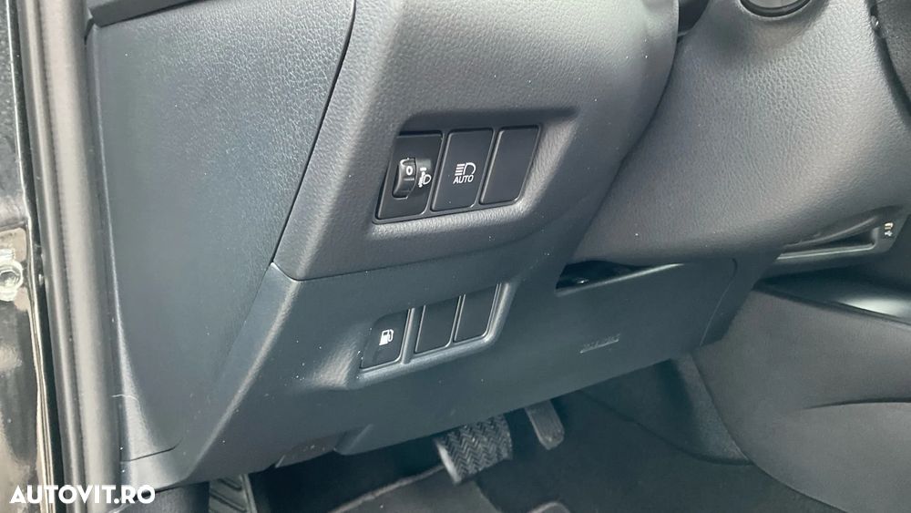 Toyota C-HR 1.8 HSD 122 CP 4x2 CVT Core - 25