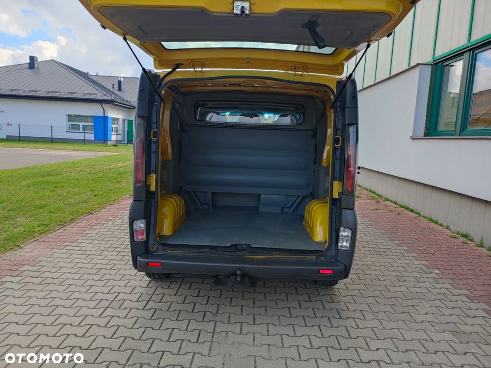 Renault Trafic brygadówka - 22