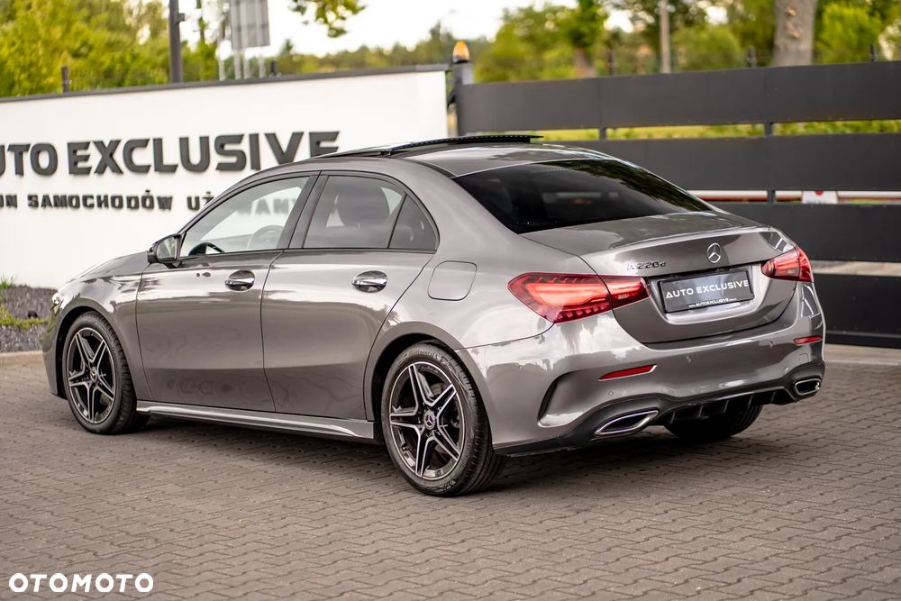 Mercedes-Benz Klasa A 220 d AMG Line 8G-DCT - 3