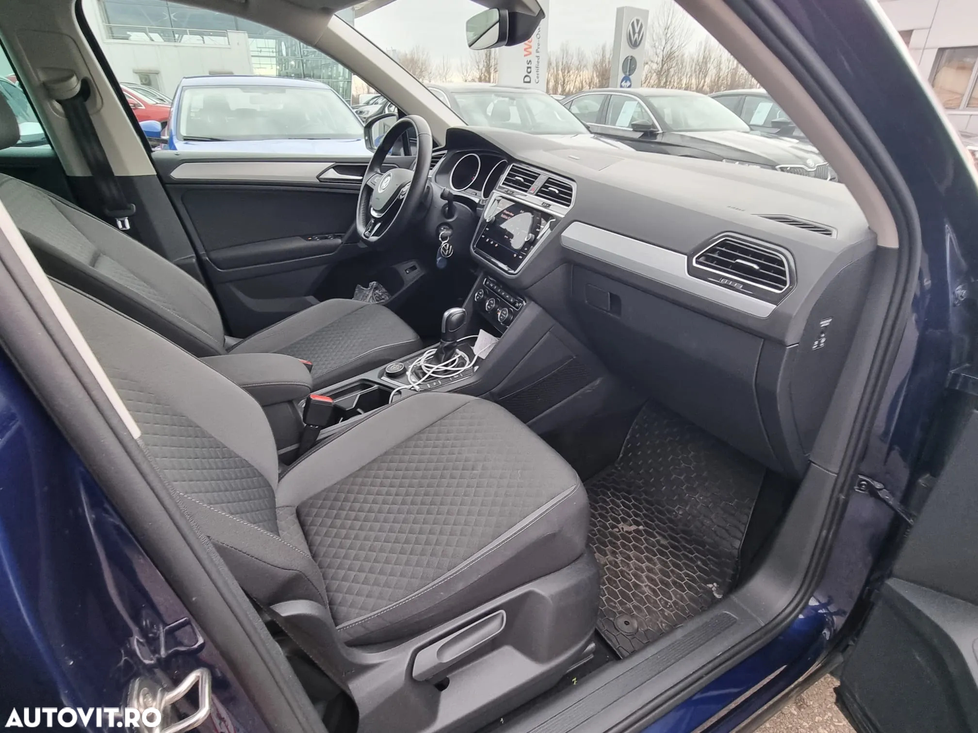 Volkswagen Tiguan 2.0 TDI 4Mot DSG Comfortline - 10