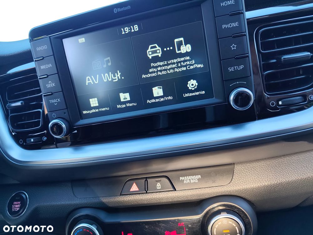 Kia Stonic - 22