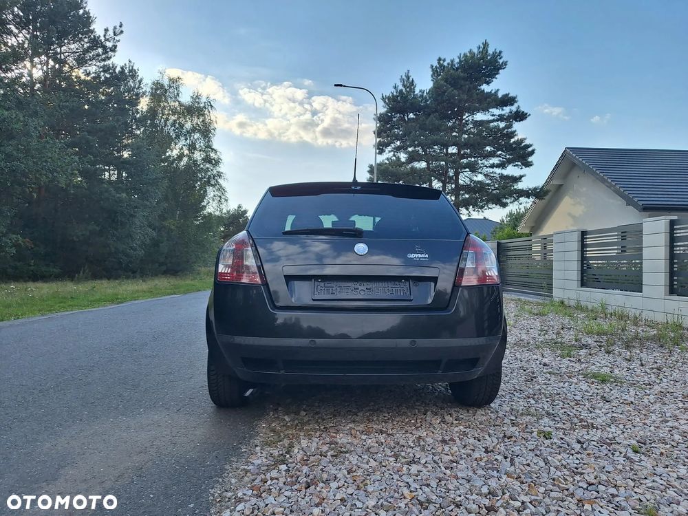 Fiat Stilo 1.9 JTD 115 Dynamic - 4